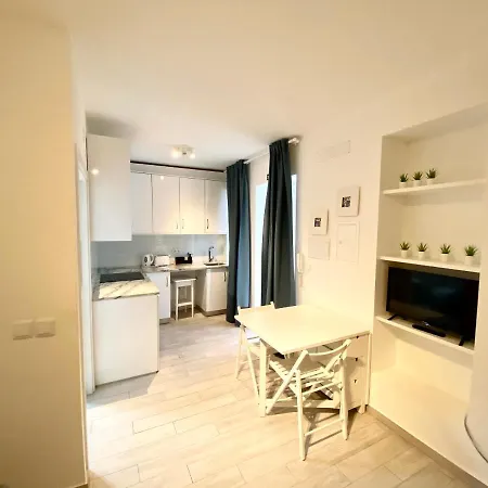 House Of Comfort Studo In City Center Or E Apartment Lisbon