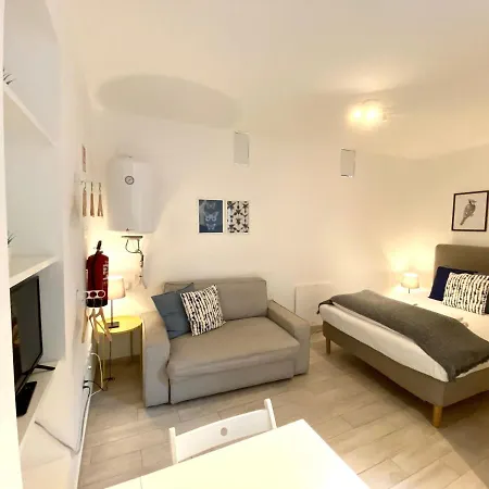 House Of Comfort Studo In City Center Or E